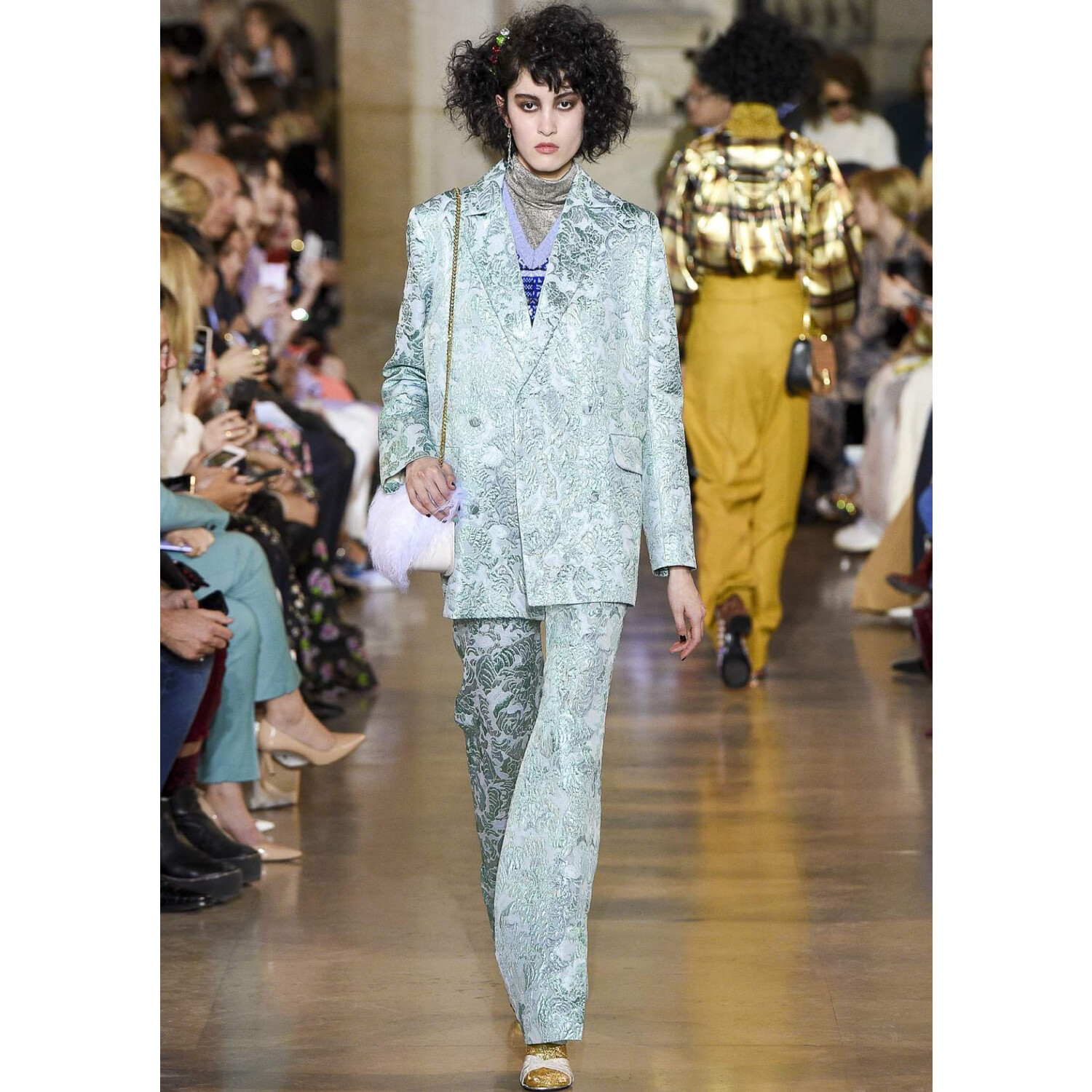 Фото Paul & Joe Fall 2019 Ready-to-Wear / Paul & Joe осень-зима 2019/20 / Неделя моды: Париж